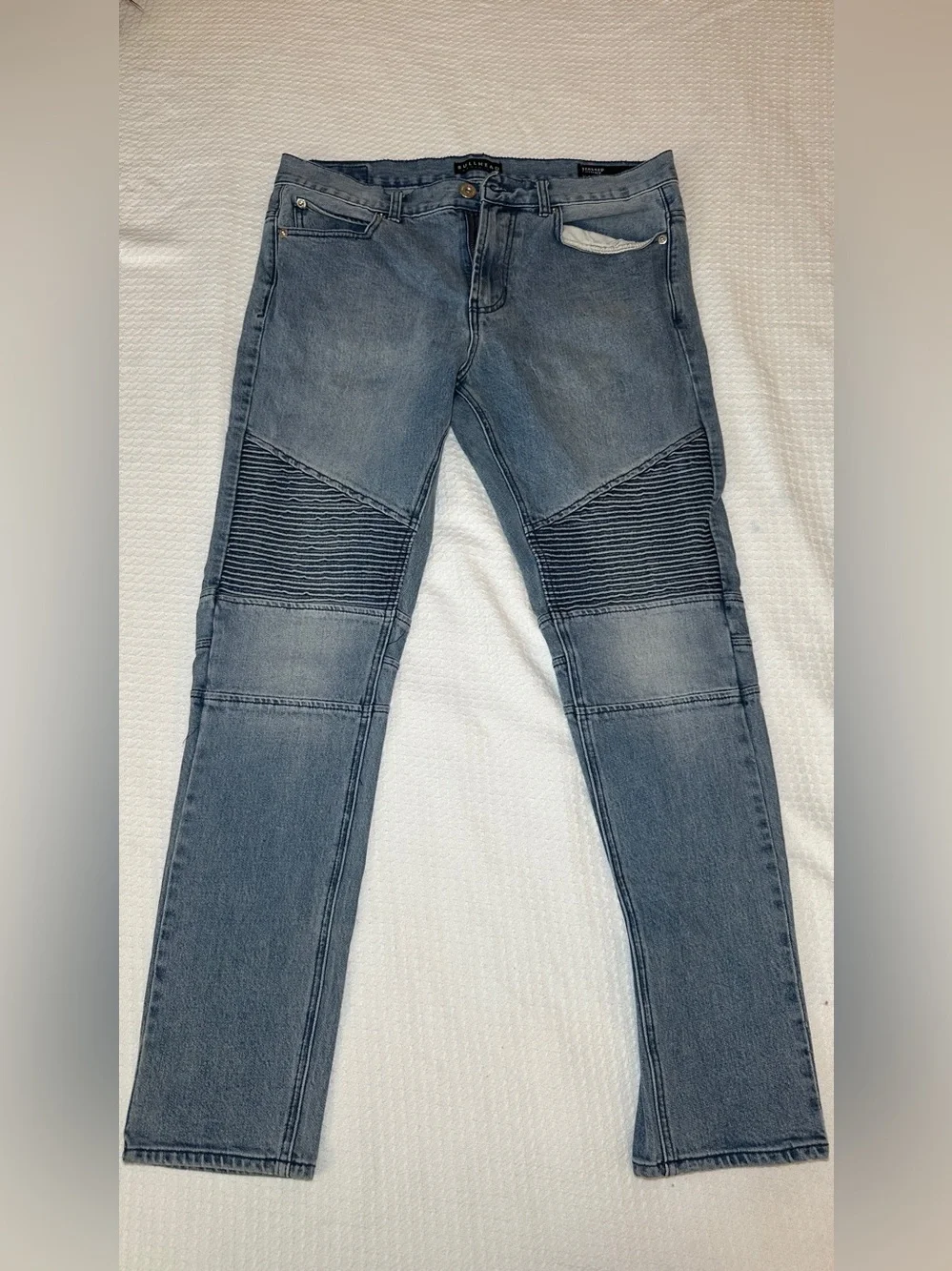 Bullhead Men's Skinny Jeans in Medium Blue Denim